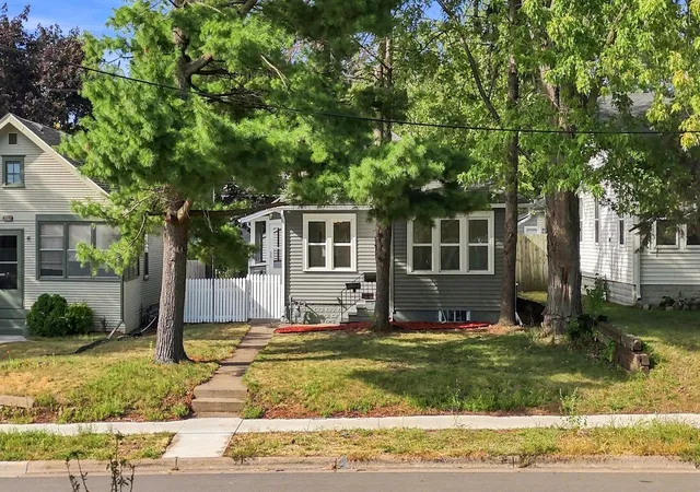 Photo 1 of Single family home for sale at 2211 Minnehaha Ave E, Saint Paul, MN 55119 | MLS# 7137330 | Listing updated on 2026-09-04
