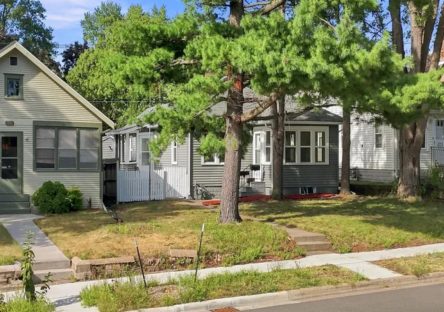 Photo 2 of Single family home for sale at 2211 Minnehaha Ave E, Saint Paul, MN 55119 | MLS# 7137330 | Listing updated on 2026-09-04