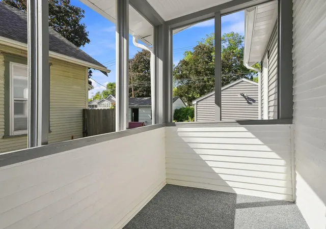 Photo 4 of Single family home for sale at 2211 Minnehaha Ave E, Saint Paul, MN 55119 | MLS# 7137330 | Listing updated on 2026-09-04