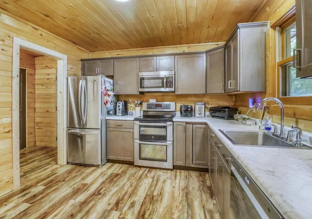 Photo 4 of Single family home for sale at 28904 Tee Lake Rd, Vergas, MN 56587 | MLS# 7137333 | Listing updated on 2026-10-03