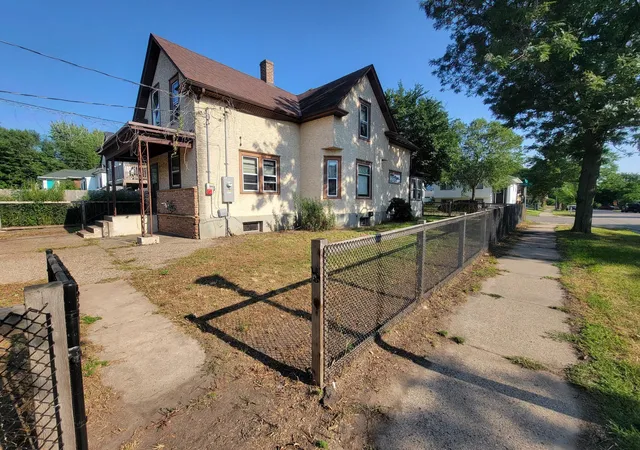 Photo 2 of Single family home for sale at 85 Hatch Ave, Saint Paul, MN 55117 | MLS# 7137341 | Listing updated on 2026-09-05