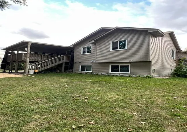 Photo 2 of Single family home for sale at 715 California Ave E, Saint Paul, MN 55106 | MLS# 7137349 | Listing updated on 2026-09-03