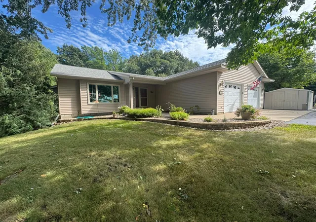 Photo 2 of Single family home for sale at 142 Jacks Dr, Madison Lake, MN 56063 | MLS# 7137360 | Listing updated on 2026-09-15