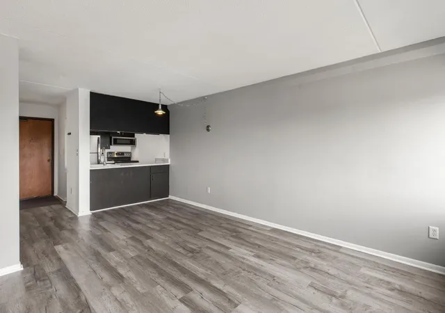 Photo 4 of Condo for sale at 1920 S 1st Street #408, Minneapolis, MN 55454 | MLS# 7137362 | Listing updated on 2026-09-03