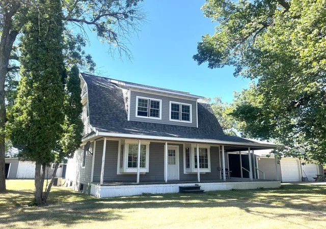Photo 1 of Single family home for sale at 541 Vance Ave S, Erskine, MN 56535 | MLS# 7137363 | Listing updated on 2026-09-03