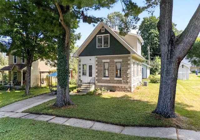 Photo 1 of Sale Pending at 704 Kenilworth Ave S, Lanesboro, MN 55949 | MLS# 7137380 | Listing updated on 2026-09-25