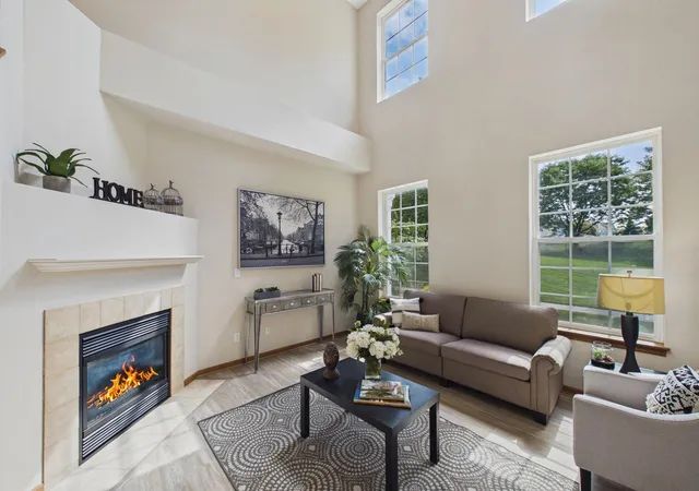 Photo 4 of Single family home for sale at 1030 Providence Dr, Shakopee, MN 55379 | MLS# 7137381 | Listing updated on 2026-09-13