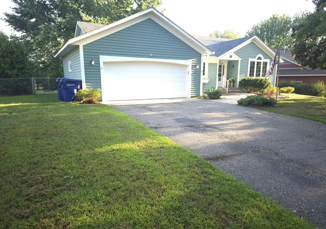 Photo 1 of Single family home for sale at 906 21st Street Se, Saint Cloud, MN 56304 | MLS# 7137406 | Listing updated on 2026-09-14