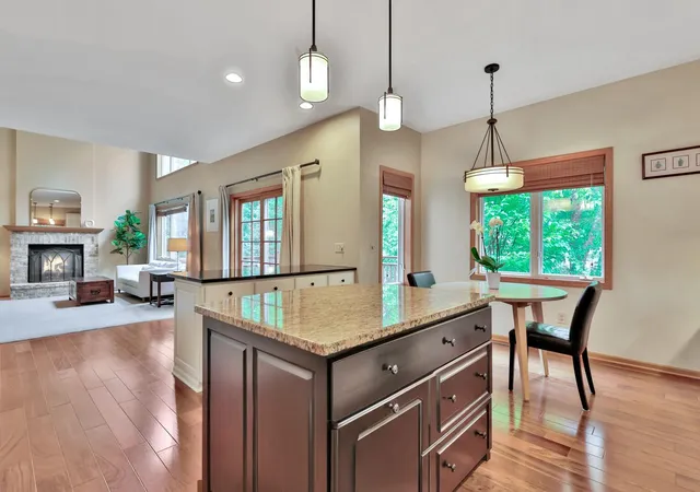 Photo 3 of Single family home for sale at 17408 Tessmer Ct, Eden Prairie, MN 55347 | MLS# 7137413 | Listing updated on 2026-10-06