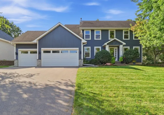 Photo 2 of Sale Pending at 555 White Pine Way, Saint Paul, MN 55123 | MLS# 7137424 | Listing updated on 2026-10-07