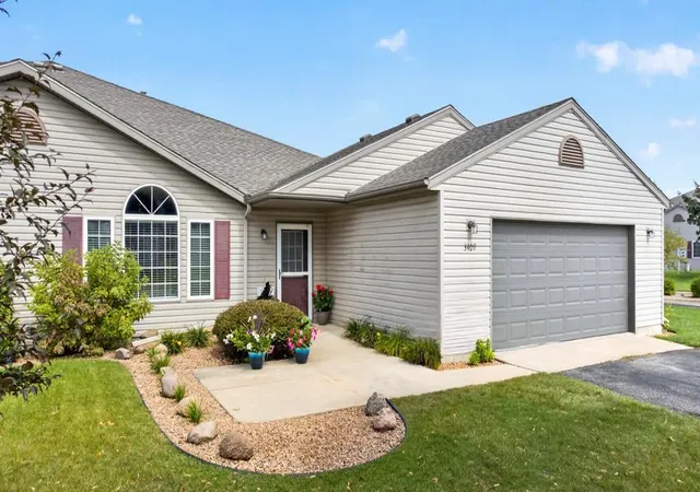 Single family home for sale at 3409 48th Street NW, Rochester, MN 55901 | MLS# 7137431