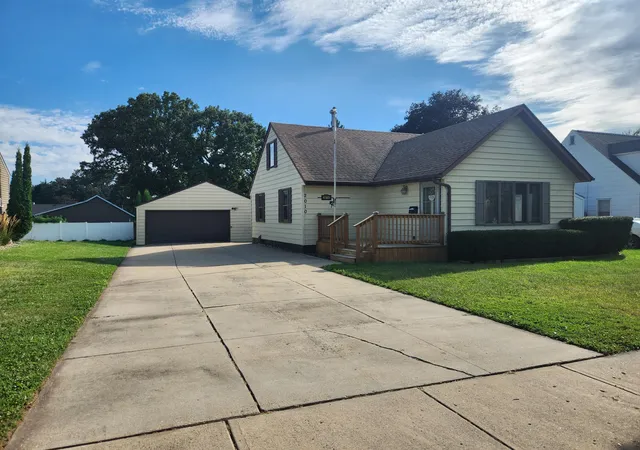 Photo 2 of Single family home for sale at 2010 3rd Avenue Ne, Austin, MN 55912 | MLS# 7137451 | Listing updated on 2026-09-03