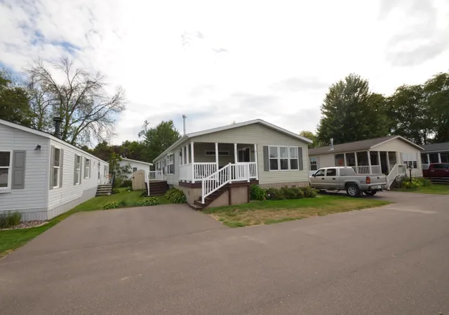 Photo 3 of Sale Pending at 30160 Olinda Trl #323, Lindstrom, MN 55045 | MLS# 7137460 | Listing updated on 2026-10-01