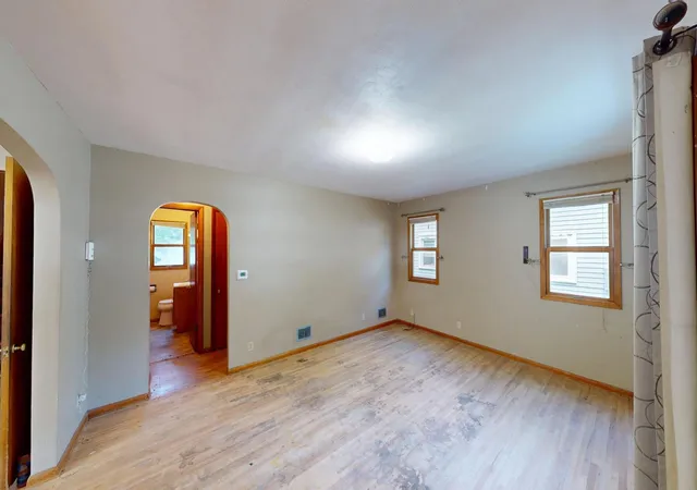 Photo 2 of Single family home for sale at 1420 Academy Ave, Albert Lea, MN 56007 | MLS# 7137483 | Listing updated on 2026-09-12
