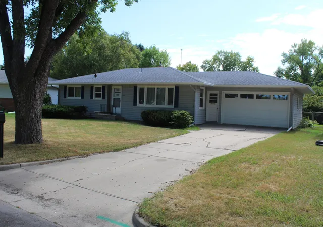 Photo 1 of Sale Pending at 2618 Rivershore Dr S, Moorhead, MN 56560 | MLS# 7137492 | Listing updated on 2026-09-04