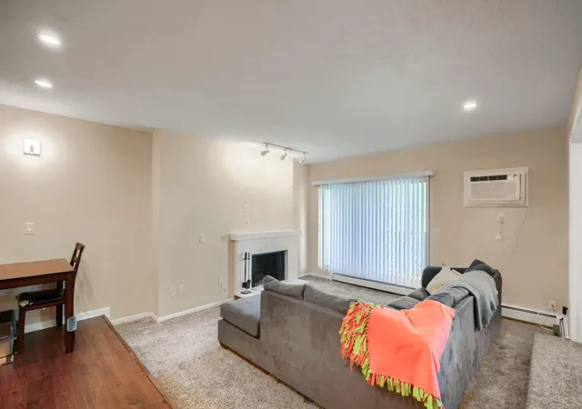 Photo 3 of Condo for sale at 4201 Lakeside Ave N #302, Minneapolis, MN 55429 | MLS# 7137499 | Listing updated on 2026-09-07