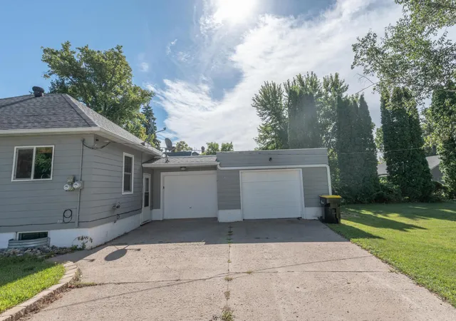 Photo 3 of Single family home for sale at 457 2nd Street Sw, Perham, MN 56573 | MLS# 7137514 | Listing updated on 2026-09-04