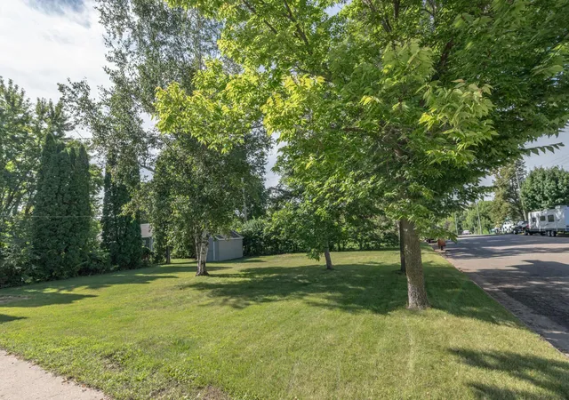 Photo 3 of Single family home for sale at 457 2nd Street SW, Perham, MN 56573 | MLS# 7137514 | Listing updated on 2026-09-04