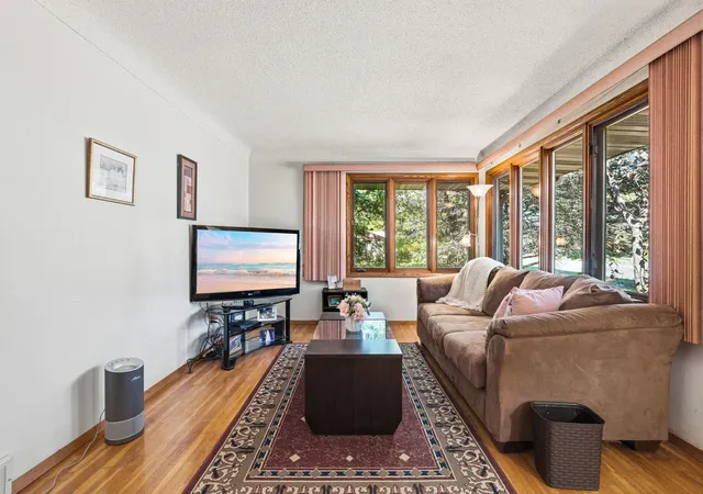 Photo 3 of Single family home for sale at 2829 Burnside Ave, Saint Paul, MN 55121 | MLS# 7137516 | Listing updated on 2026-09-04