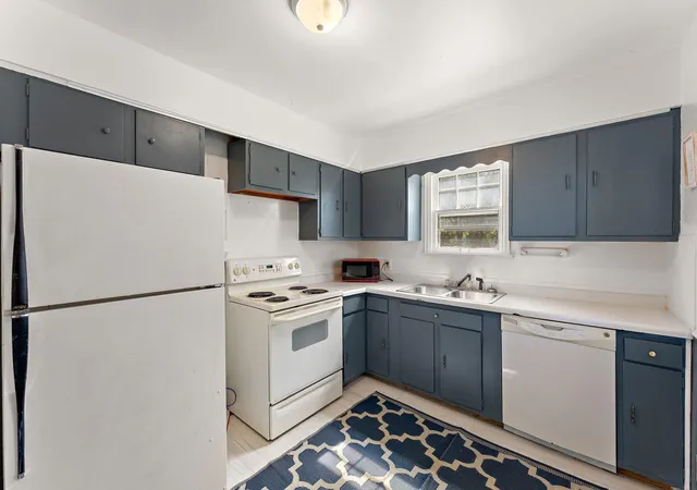 Photo 4 of Single family home for sale at 225 Richmond St W, South Saint Paul, MN 55075 | MLS# 7137522 | Listing updated on 2026-09-18