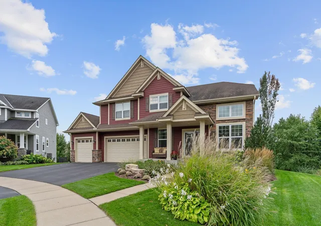 Photo 3 of Sale Pending at 13273 Carlingford Ln, Rosemount, MN 55068 | MLS# 7137532 | Listing updated on 2026-10-19