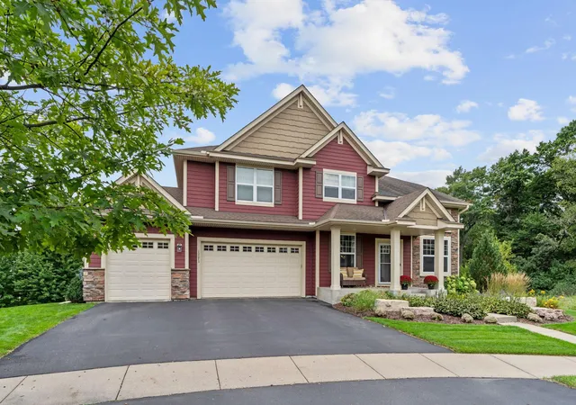Photo 3 of Single family home for sale at 13273 Carlingford Ln, Rosemount, MN 55068 | MLS# 7137532 | Listing updated on 2026-10-06