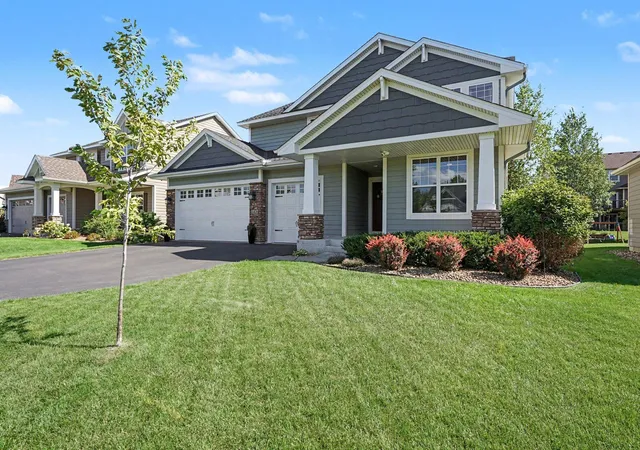 Photo 1 of Single family home for sale at 3476 Sawgrass Trl W, Saint Paul, MN 55123 | MLS# 7137552 | Listing updated on 2026-09-25