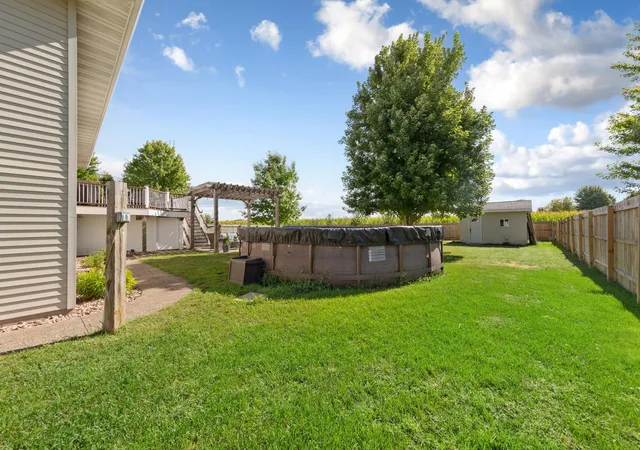 Photo 2 of Single family home for sale at 217 Inverness Dr, Mankato, MN 56001 | MLS# 7137572 | Listing updated on 2026-09-03