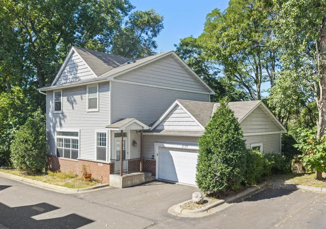 Photo 1 of Single family home for sale at 2729 Century Ct, Saint Paul, MN 55110 | MLS# 7137645 | Listing updated on 2026-09-05
