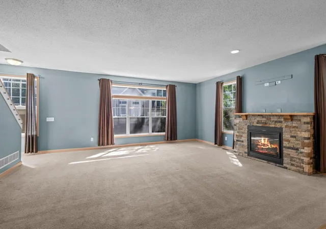 Photo 3 of Single family home for sale at 2729 Century Ct, Saint Paul, MN 55110 | MLS# 7137645 | Listing updated on 2026-10-30