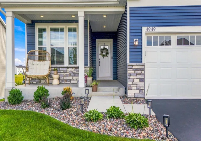 Photo 4 of Single family home for sale at 4949 Obsidian Way, Victoria, MN 55386 | MLS# 7137675 | Listing updated on 2026-09-20