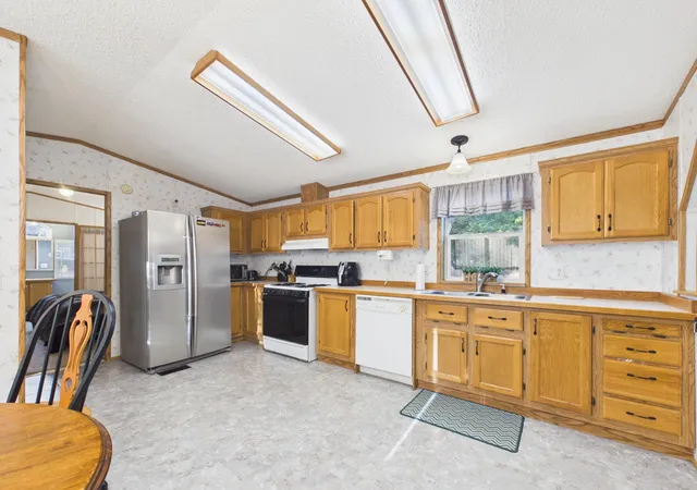 Photo 2 of Single family home for sale at 701 Oak Ave, Madison Lake, MN 56063 | MLS# 7137676 | Listing updated on 2026-09-04