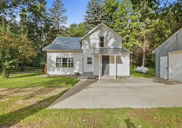Photo 3 of Sale Pending at 2615 155th Avenue, Clear Lake, MN 55319 | MLS# 7137677 | Listing updated on 2026-09-16