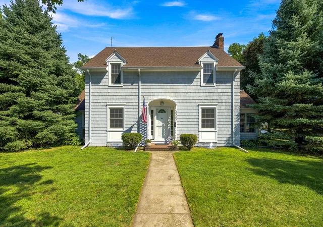 Photo 3 of Single family home for sale at 1416 Hennepin Ave N, Glencoe, MN 55336 | MLS# 7137683 | Listing updated on 2026-09-18