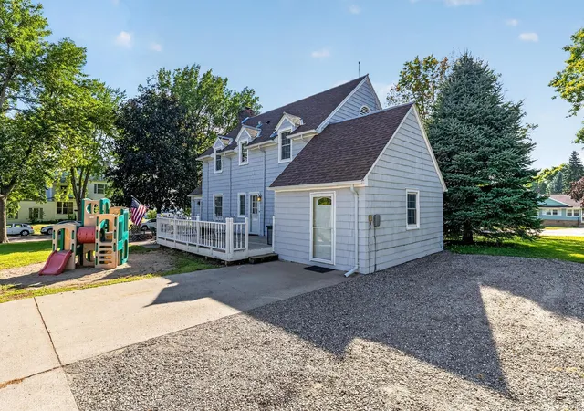 Photo 3 of Single family home for sale at 1416 Hennepin Ave N, Glencoe, MN 55336 | MLS# 7137683 | Listing updated on 2026-09-18