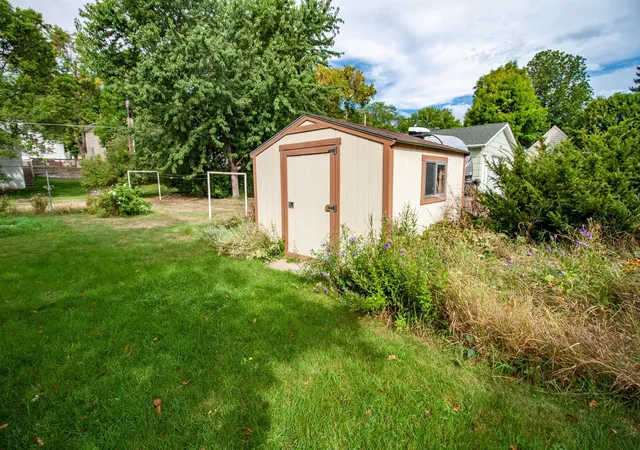 Photo 4 of Single family home for sale at 919 N Park St, Fergus Falls, MN 56537 | MLS# 7137720 | Listing updated on 2026-09-17
