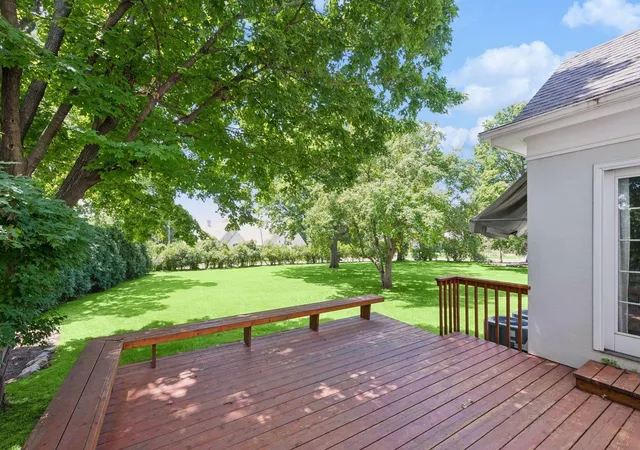 Photo 12 of Land for sale at 480 Highcroft Rd, Wayzata, MN 55391 | MLS# 7137766 | Listing updated on 2026-09-02