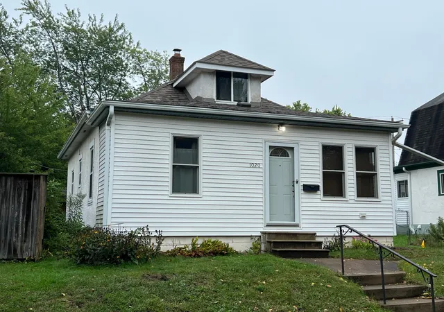 Photo 1 of Sale Pending at 1020 Chatsworth St N, Saint Paul, MN 55103 | MLS# 7137770 | Listing updated on 2026-10-19