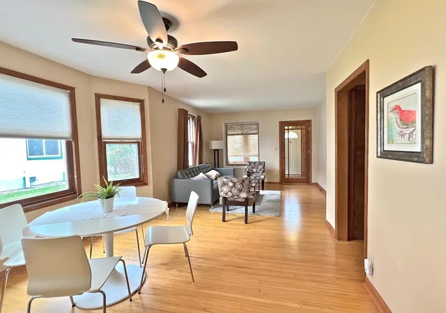 Photo 4 of Single family home for sale at 1020 Chatsworth St N, Saint Paul, MN 55103 | MLS# 7137770 | Listing updated on 2026-10-02