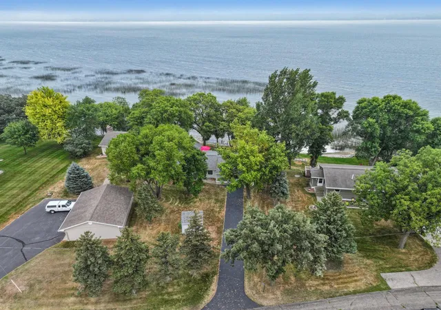 Photo 2 of Sale Pending at 19024 N Ridge Dr, Glenwood, MN 56334 | MLS# 7137775 | Listing updated on 2026-09-22