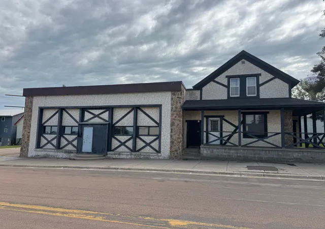 Photo 1 of Single family home for sale at 223 Main St E, Young America, MN 55397 | MLS# 7137777 | Listing updated on 2026-09-03