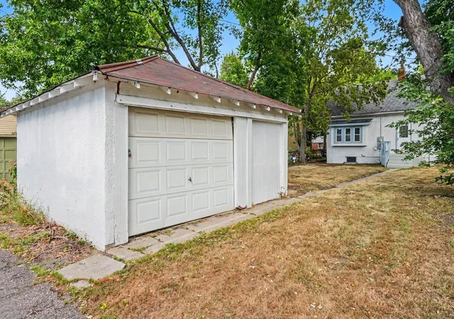 Photo 26 of Single family home for sale at 2808 40th Avenue S, Minneapolis, MN 55406 | MLS# 7137790 | Listing updated on 2026-10-02