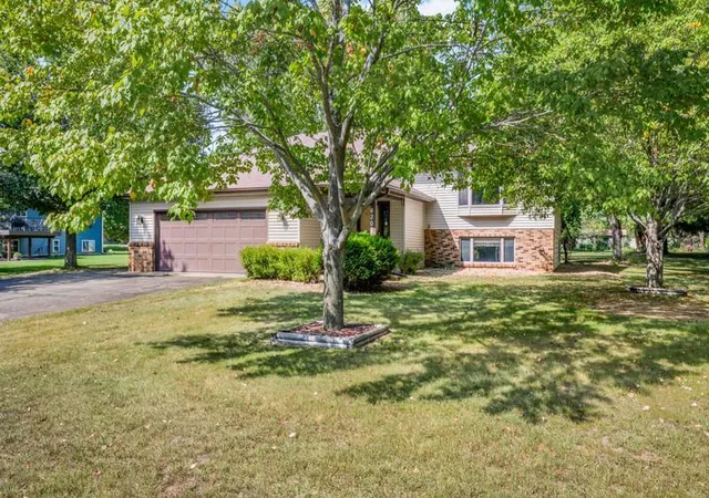 Photo 3 of Sale Pending at 6307 18th Street N, Saint Cloud, MN 56303 | MLS# 7137799 | Listing updated on 2026-09-24