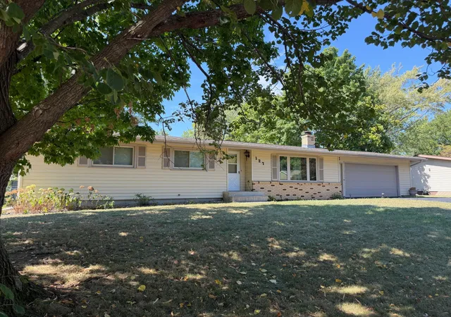 Photo 1 of Single family home for sale at 127 8th Avenue Se, Saint Joseph, MN 56374 | MLS# 7137801 | Listing updated on 2026-10-05