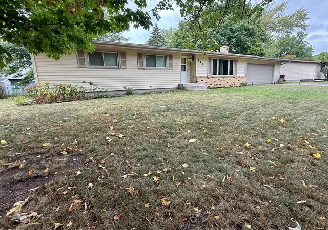 Photo 3 of Single family home for sale at 127 8th Avenue Se, Saint Joseph, MN 56374 | MLS# 7137801 | Listing updated on 2026-10-05