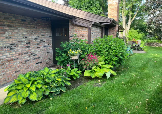 Photo 3 of Single family home for sale at 1185 Weston, Minneapolis, MN 55447 | MLS# 7137806 | Listing updated on 2026-10-07