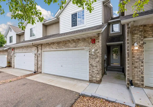 Photo 1 of Single family home for sale at 441 Pleasant Ln, Chaska, MN 55318 | MLS# 7137843 | Listing updated on 2026-09-05