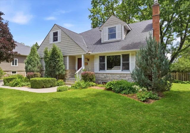 Photo 2 of Sale Pending at 7109 Heatherton Trl, Minneapolis, MN 55435 | MLS# 7137859 | Listing updated on 2026-10-02