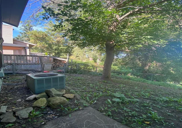 Photo 12 of Single family home for sale at 1361 Knoll Dr, Saint Paul, MN 55126 | MLS# 7137870 | Listing updated on 2026-09-03
