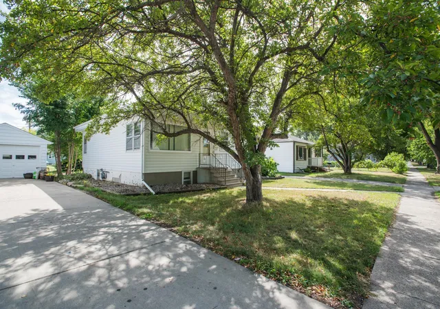 Photo 2 of Single family home for sale at 614 16th Street N, Moorhead, MN 56560 | MLS# 7137882 | Listing updated on 2026-09-28